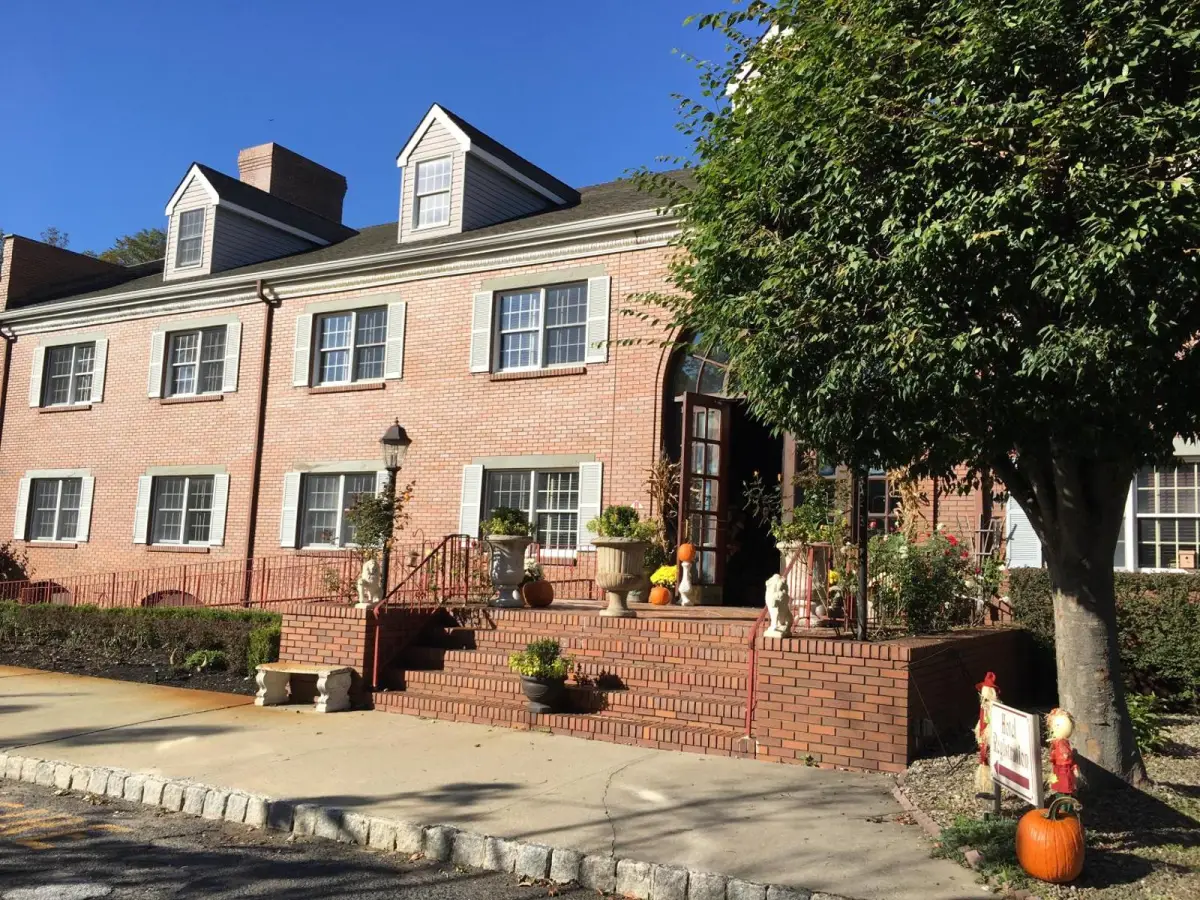 Colts Neck Inn Hotel 8