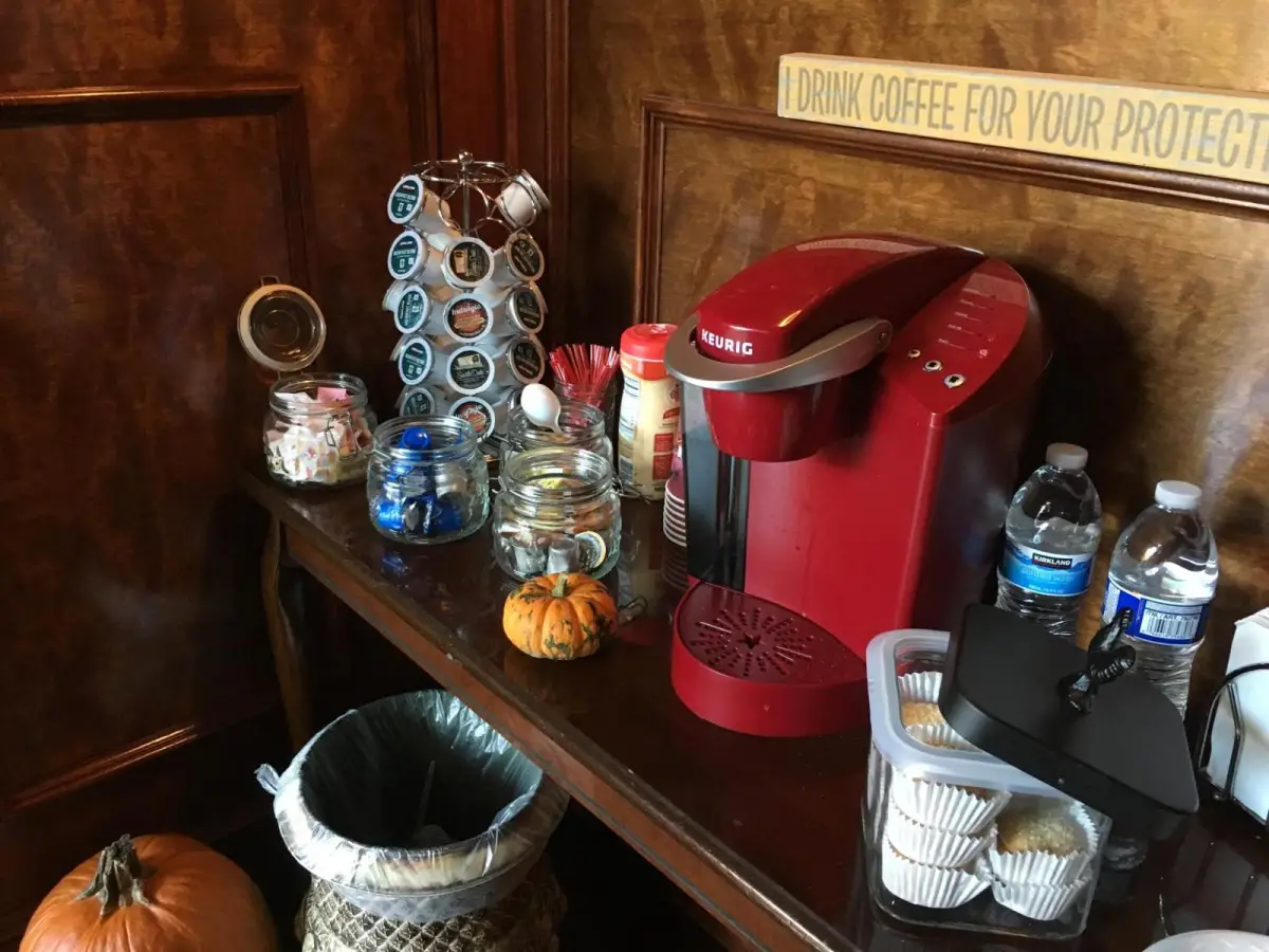 Colts Neck Inn Hotel 5